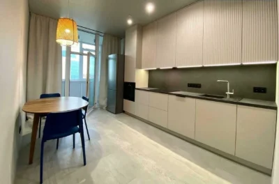 Продам 1-кімнатну квартиру з ремонтом в ЖК Manhattan City, Б