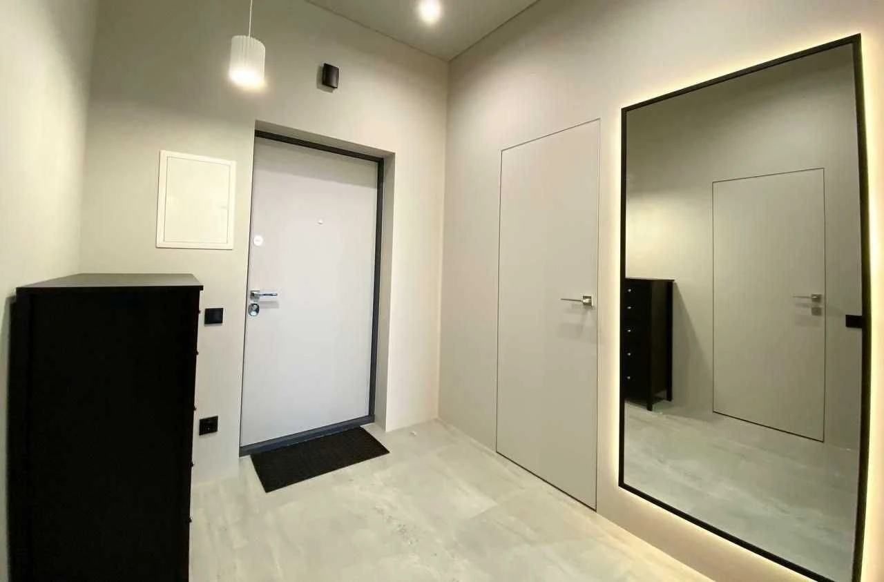 Продам 1-кімнатну квартиру з ремонтом в ЖК Manhattan City, Б