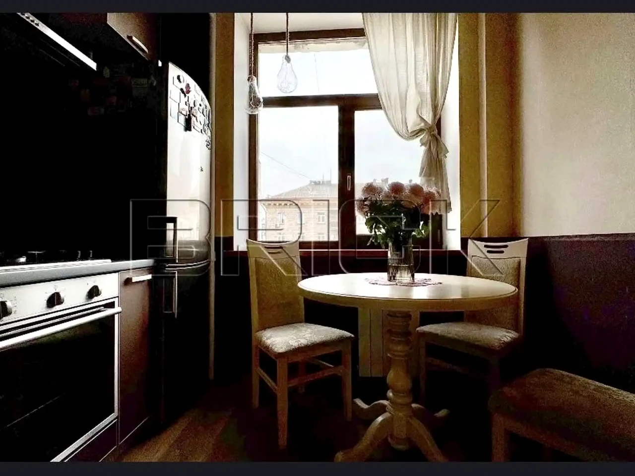 Оренда квартири 2-кімн. 53 м² 6/7 пов.