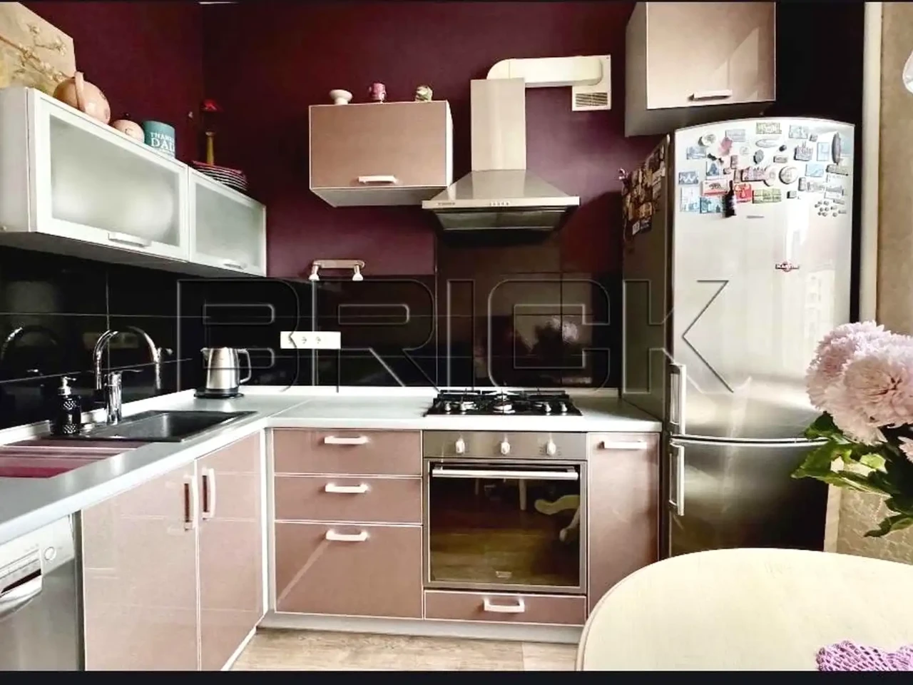Оренда квартири 2-кімн. 53 м² 6/7 пов.