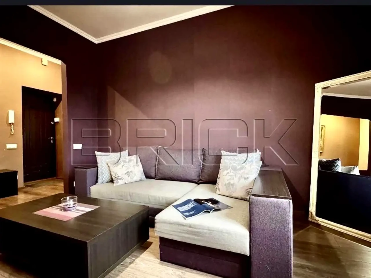 Оренда квартири 2-кімн. 53 м² 6/7 пов.