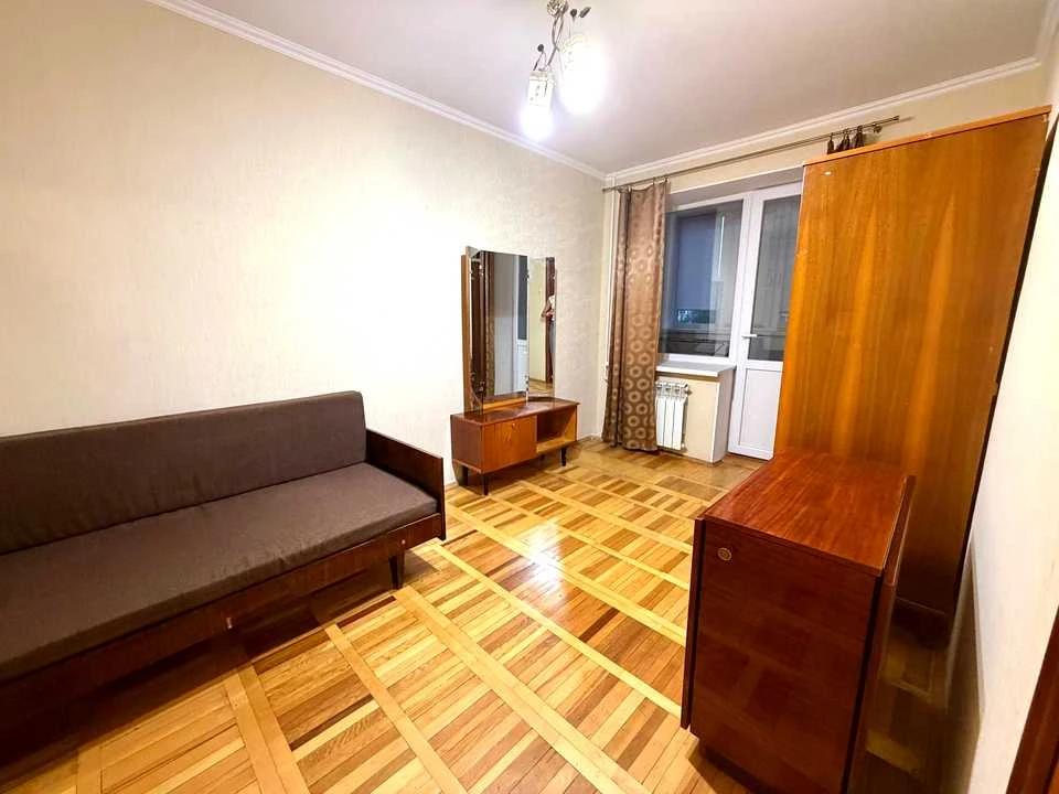 Apartment. Yurii Shevelyova Street, Kyiv