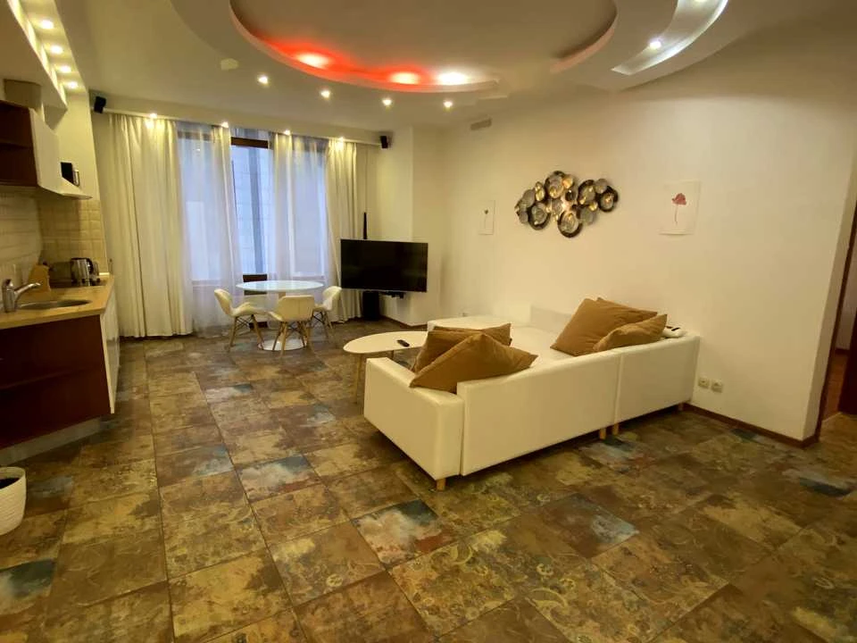 Apartment. Zhylianska st., Kyiv