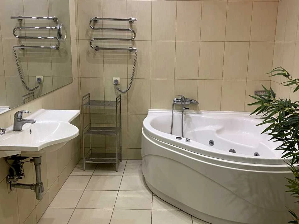 Apartment. Zhylianska st., Kyiv