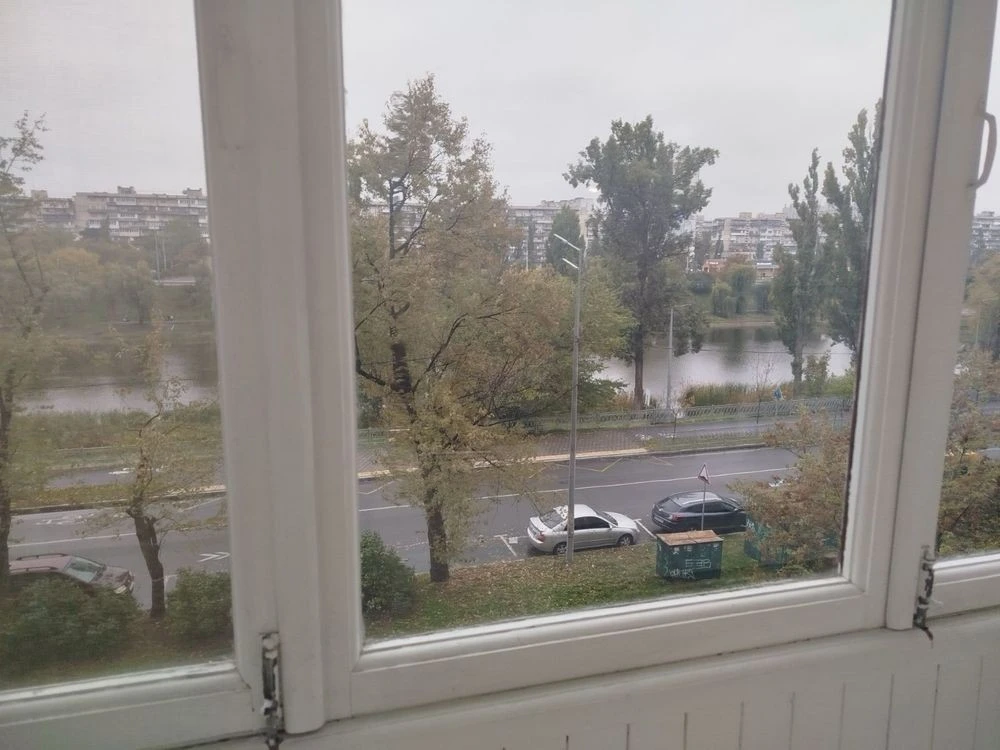 1-bedroom apartment at вул. Ентузіастів 15, Rusanivka, Liovoberezhna metro