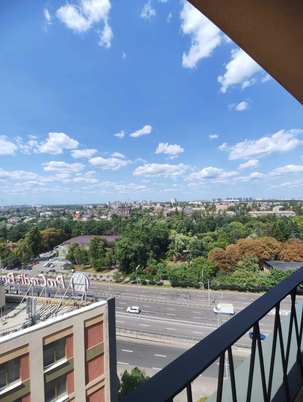 Rent 1-bedroom apartment in ЖК San Francisco Creative House. m. Nivki