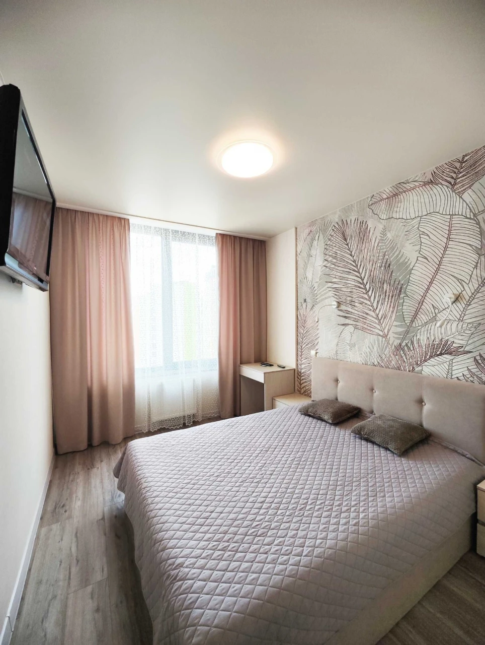 Rent 1-bedroom apartment in ЖК San Francisco Creative House. m. Nivki