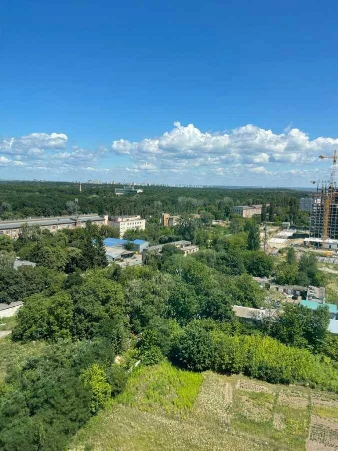 For Sale 3-room apartment, Kyiv, Holosievo, Metrologicheskaya st.