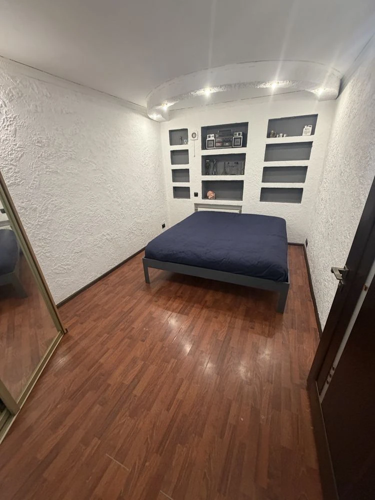 Rent 3-bedroom apartment on Vynohradari