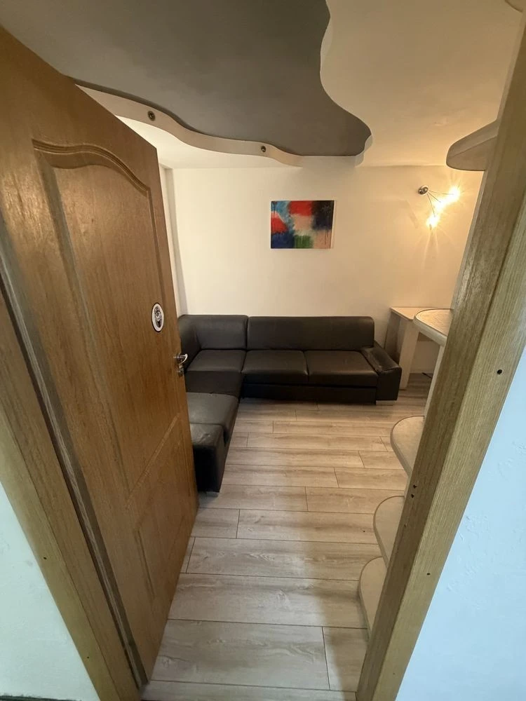 Rent 3-bedroom apartment on Vynohradari