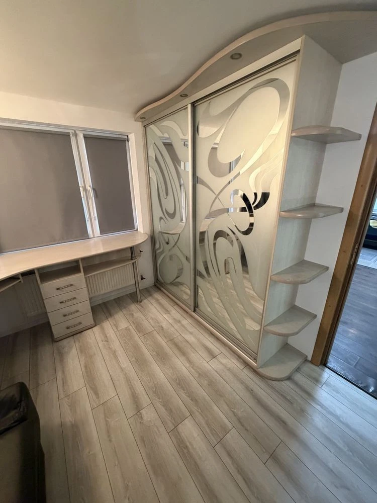 Rent 3-bedroom apartment on Vynohradari