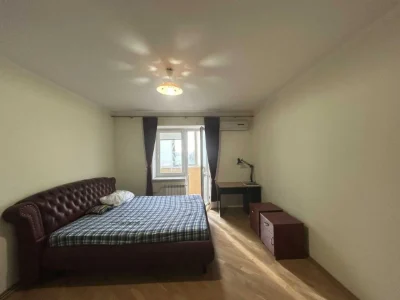 Rent a spacious 2-bedroom apartment on Oboloni, ул. Тимо, 13-A.
