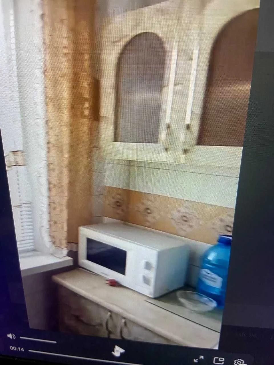 Оренда 2 кімнатної роздільної квартири на Виноградарі, вул.