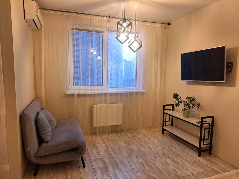 Apartment. Revuts'koho st.
