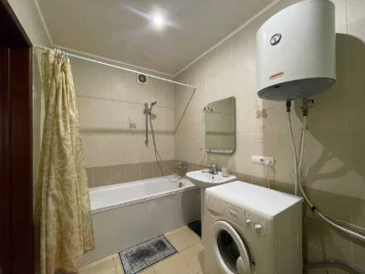 Rent 1-bedroom apartment in Pózniak. Dragamova, Ахматов