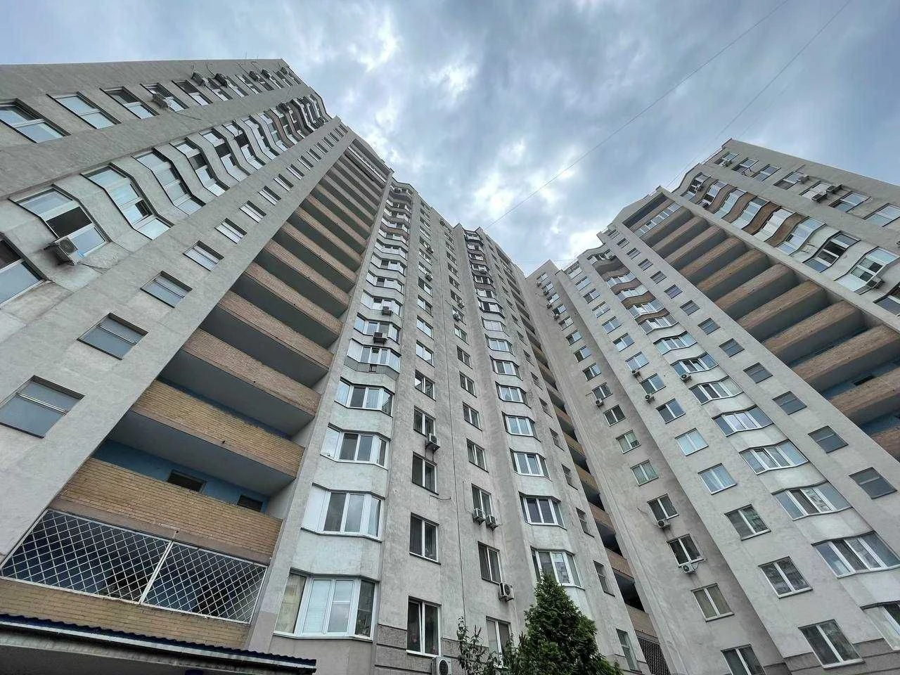 Rent 1-bedroom apartment in Pózniak. Dragamova, Ахматов
