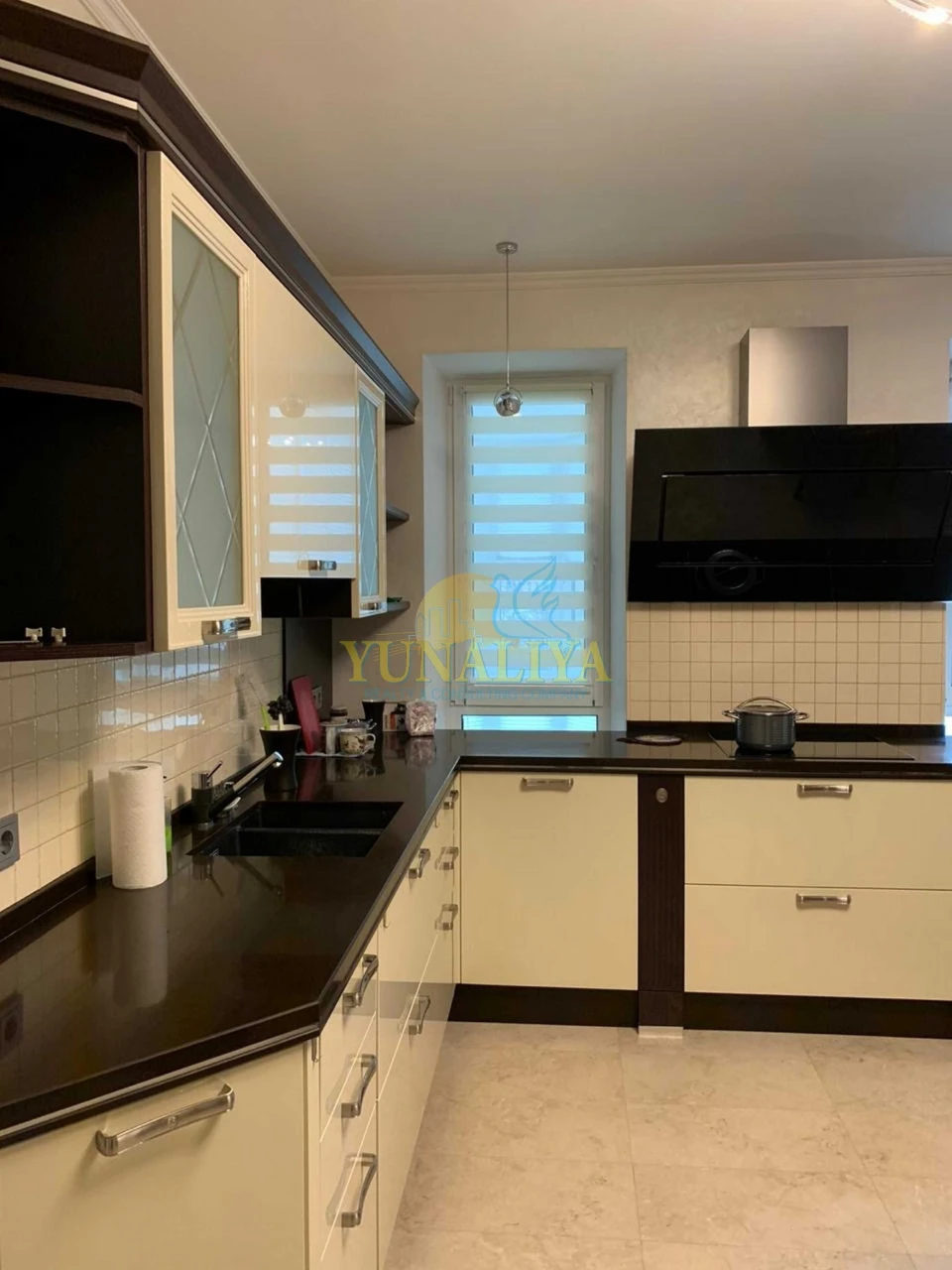 For Rent! 2-room apartment at вул. Богомольца 7/14! No fees!