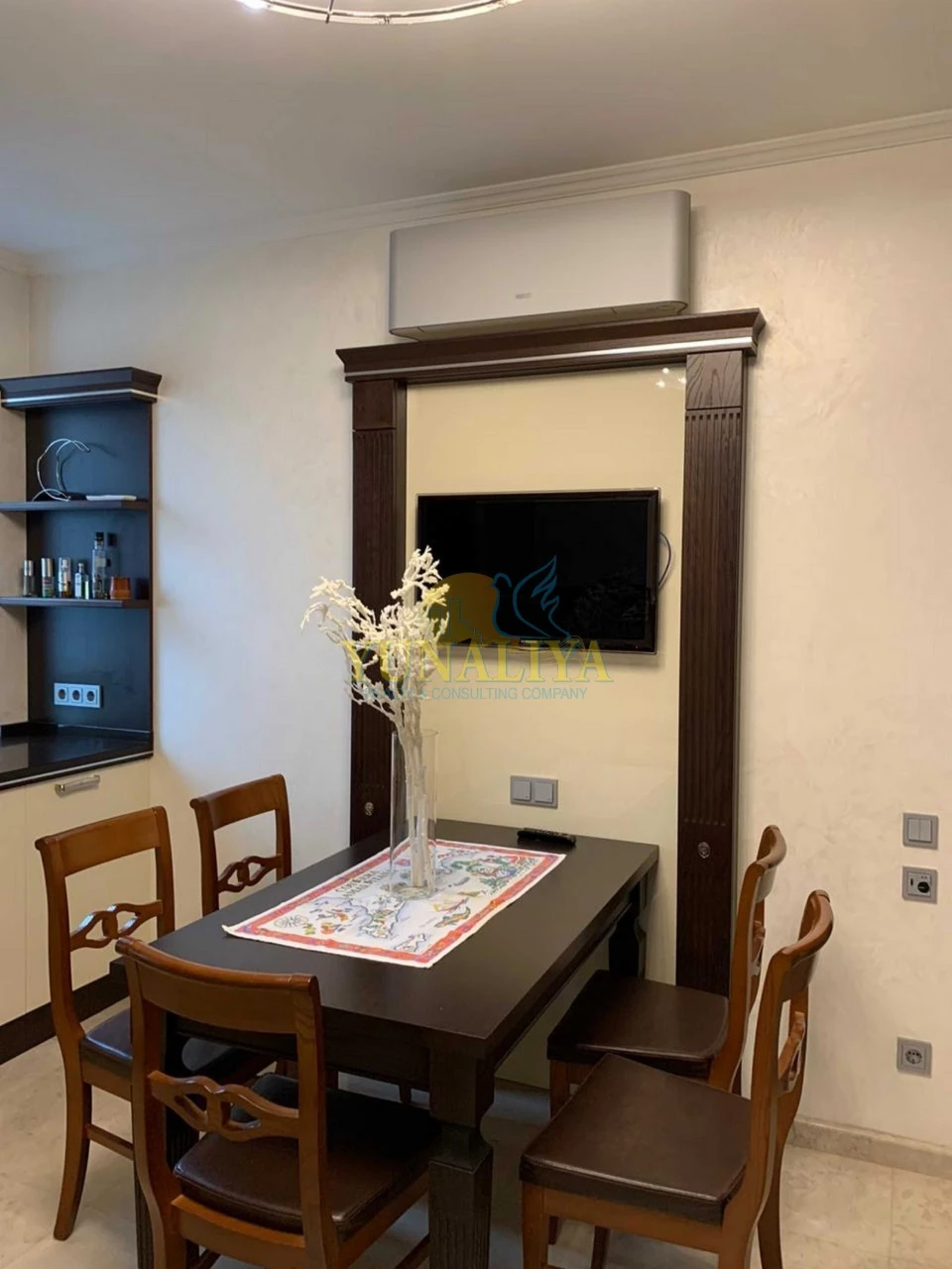 For Rent! 2-room apartment at вул. Богомольца 7/14! No fees!