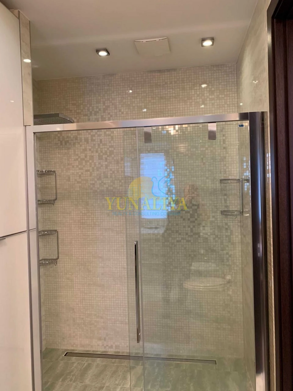 For Rent! 2-room apartment at вул. Богомольца 7/14! No fees!
