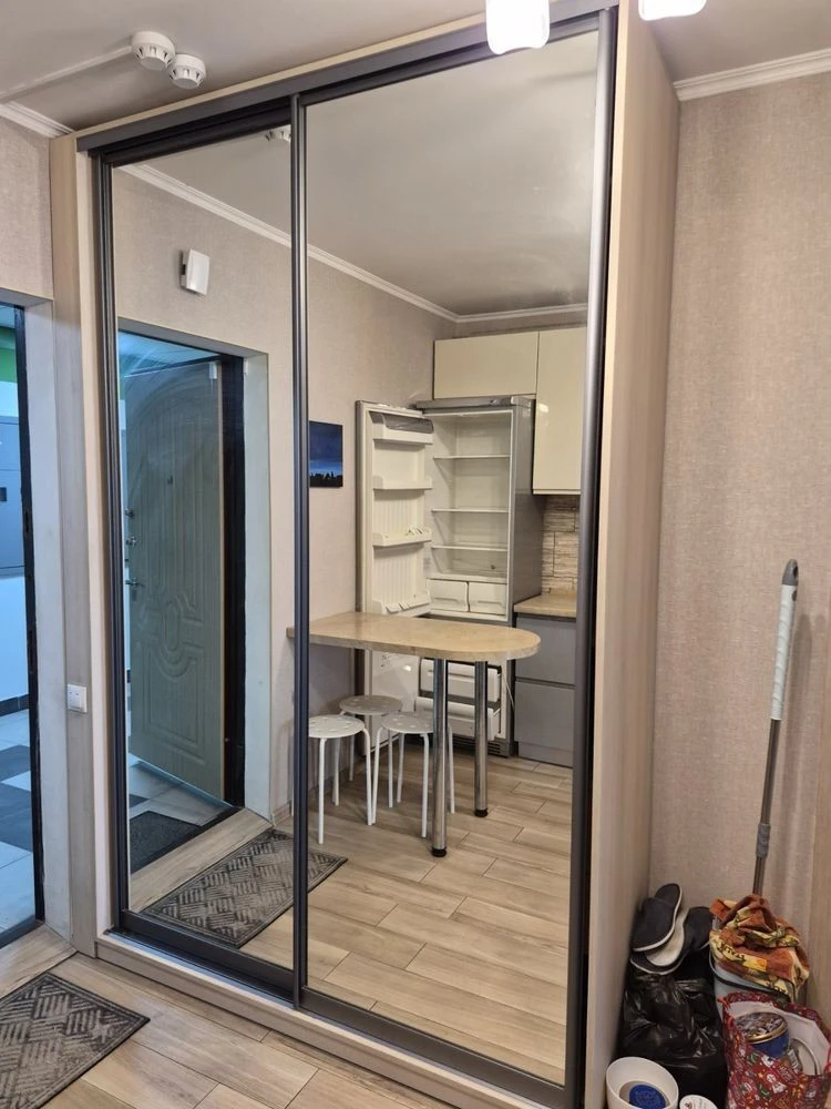 Rent 1-bedroom apartment in a new building on Troyechyna, Zakrevskoho
