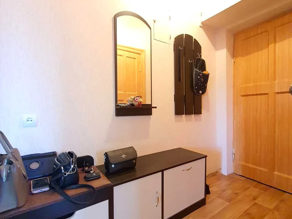 Квартира. Дніпро, Криворізька вулиця