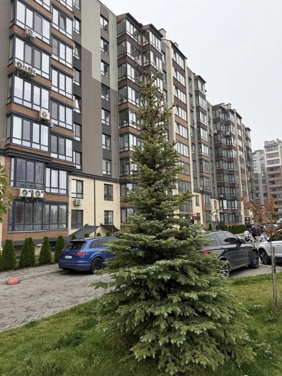 Sale of a beautiful apartment in Grand City Dombrovskyi residential complex.