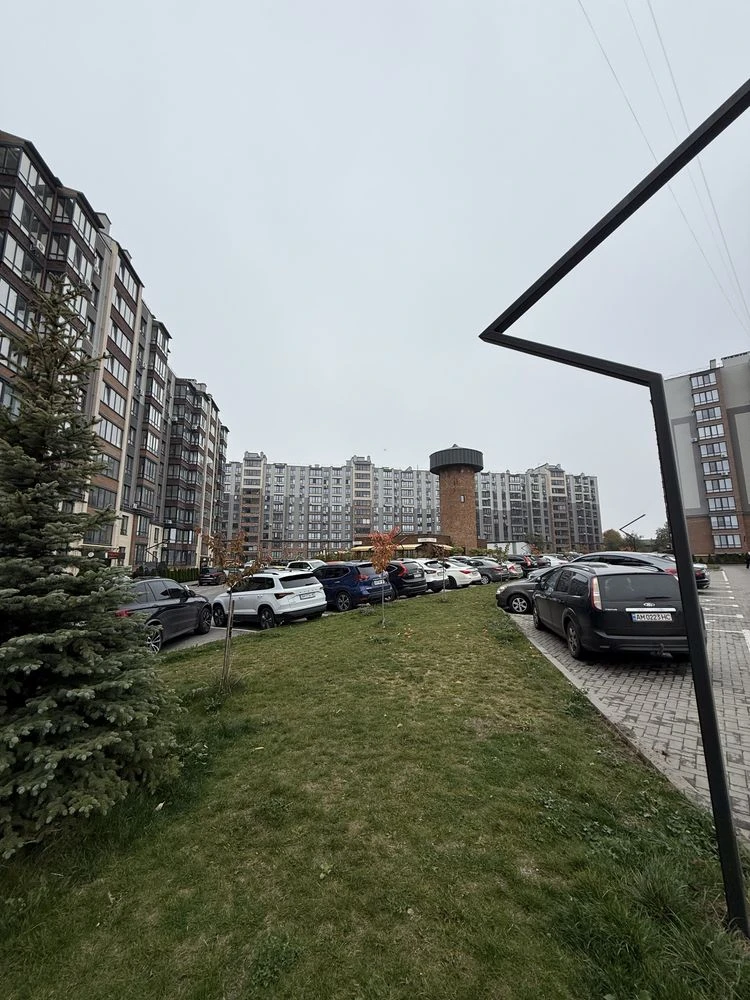 Sale of a beautiful apartment in Grand City Dombrovskyi residential complex.