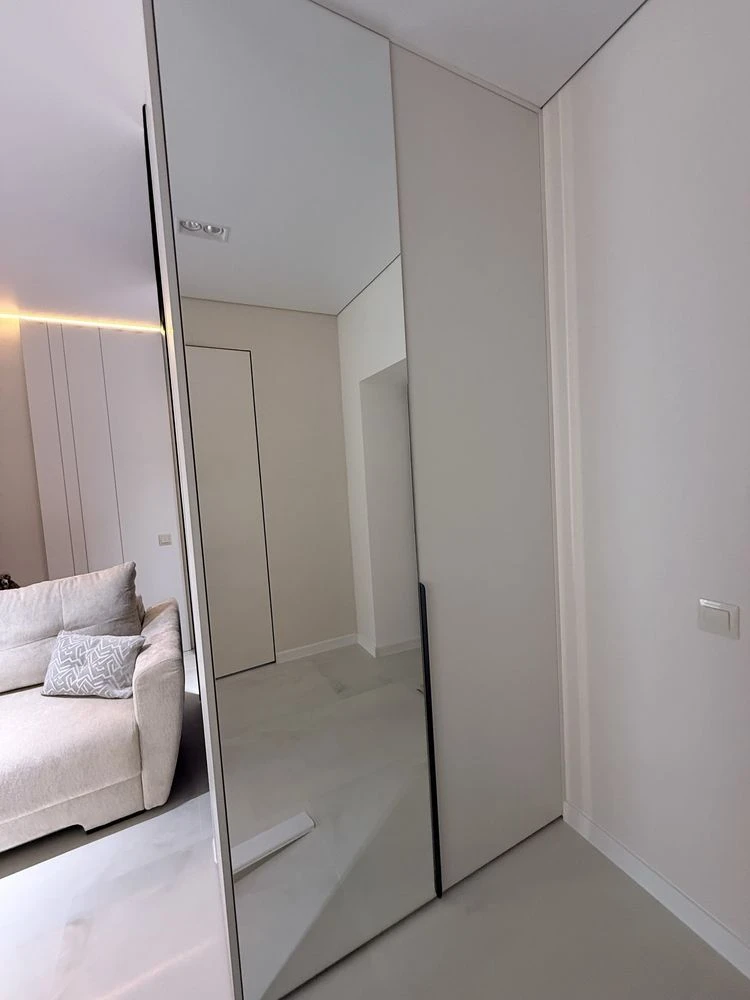 Sale of a beautiful apartment in Grand City Dombrovskyi residential complex.