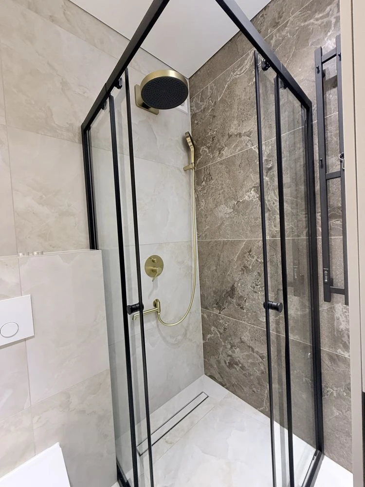 Sale of a beautiful apartment in Grand City Dombrovskyi residential complex.