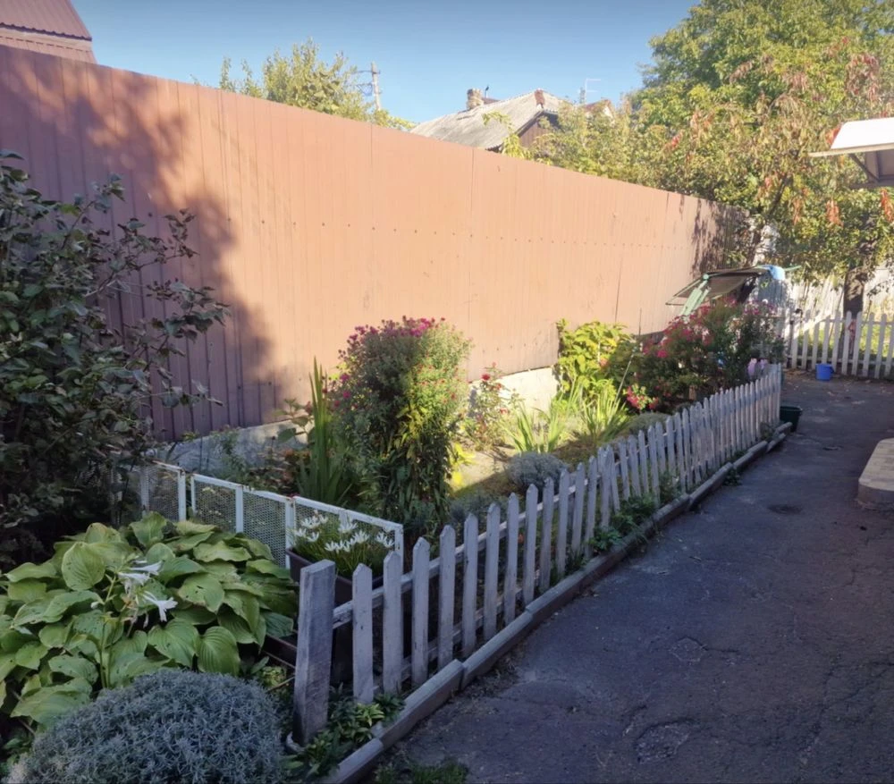 Sale of a one-story house 81.9 sq. m. in a prime location, Po