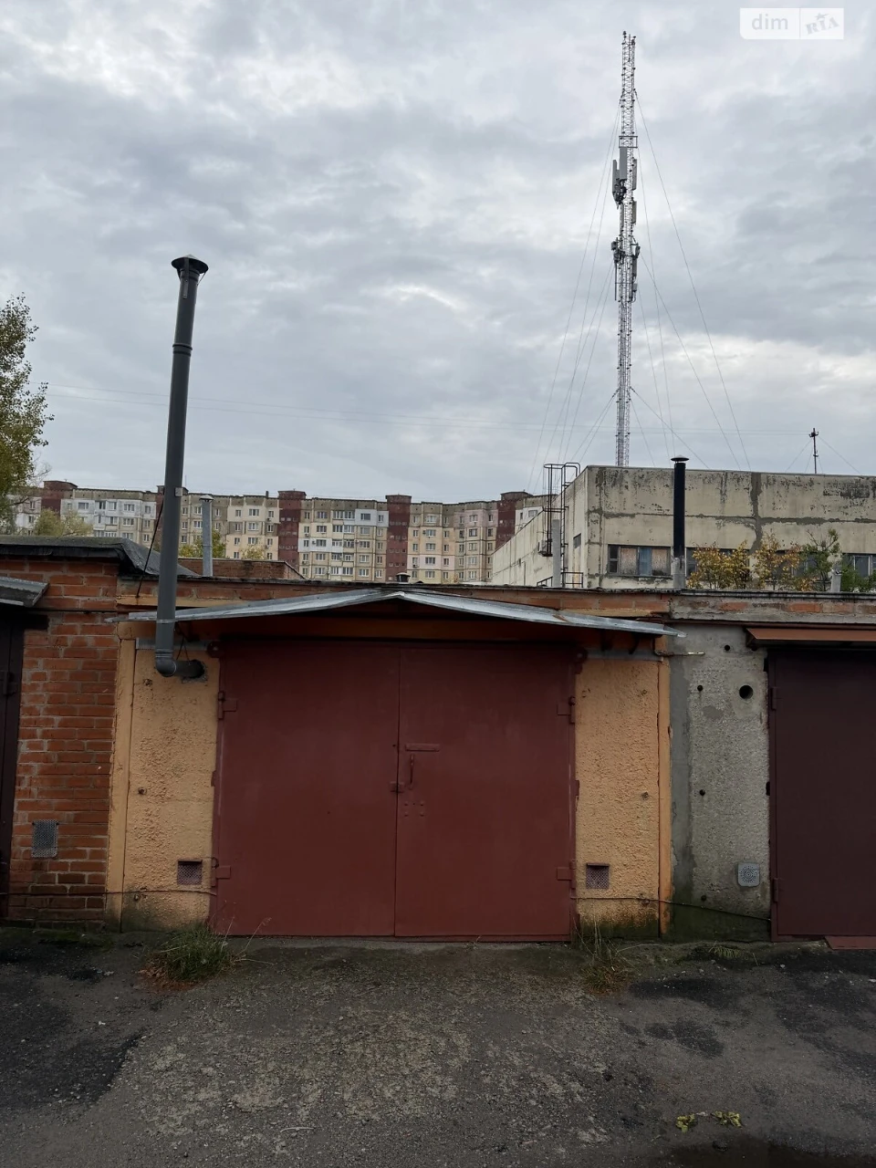 Продажа места в гаражном кооперативе "Левада"