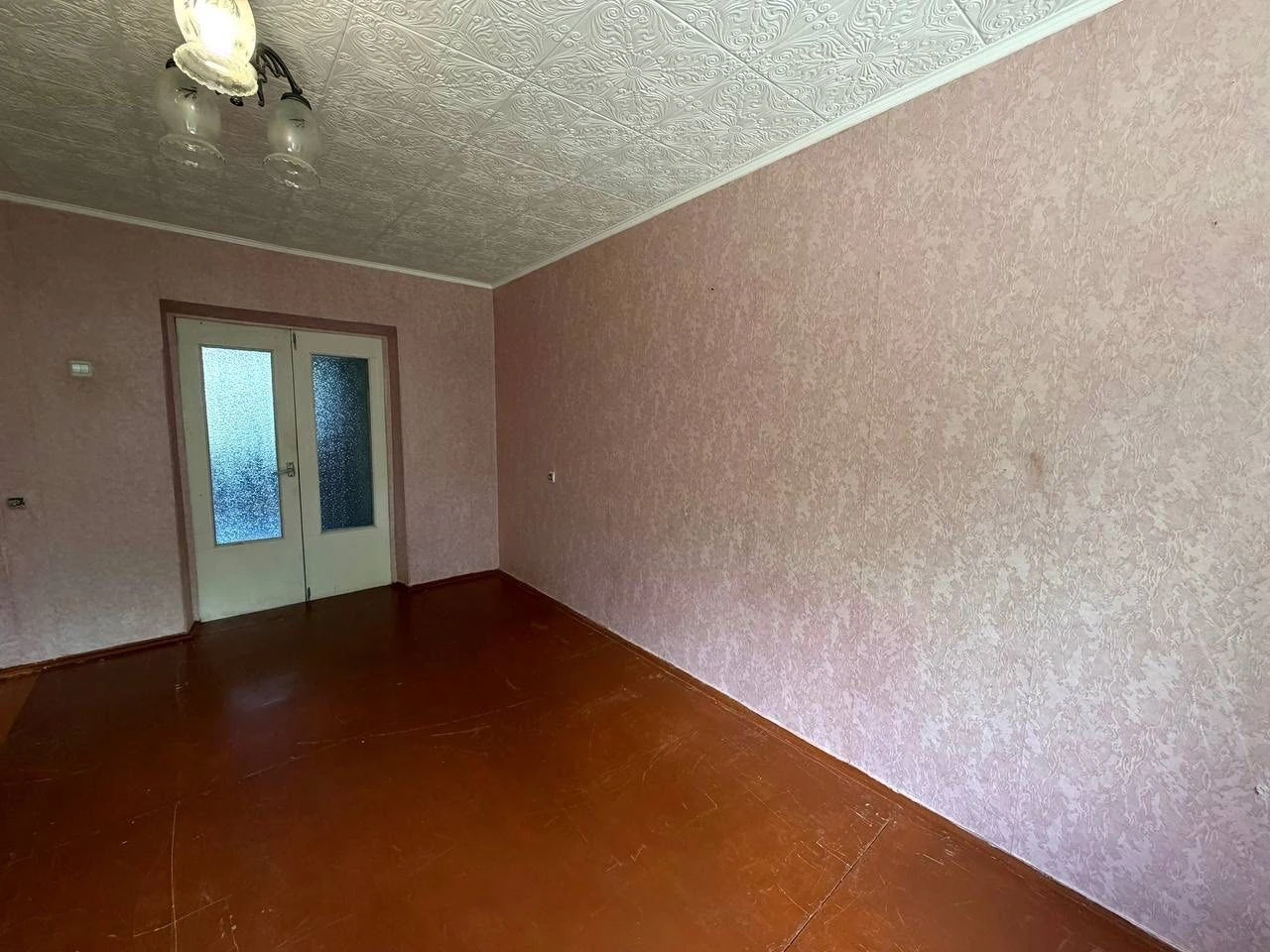 Продаж власної 2-кімнатній квартири, вулиця Крушельницька, 44