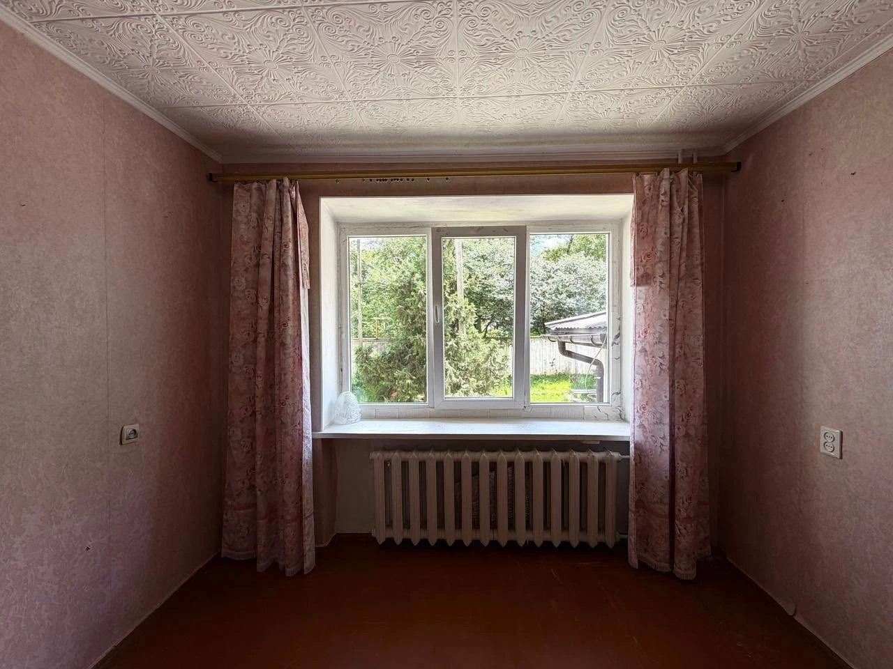 Продаж власної 2-кімнатній квартири, вулиця Крушельницька, 44