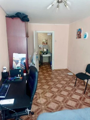 Продаж 1-кімнатної квартири 24.5 м2 на вул. Загривного