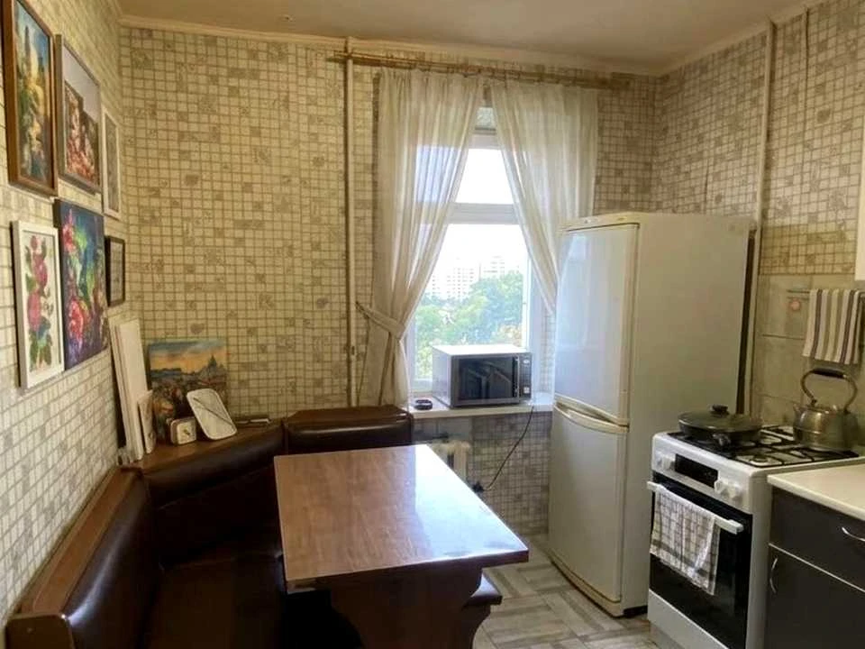 Apartment. Львів, Subotvs'ka st.