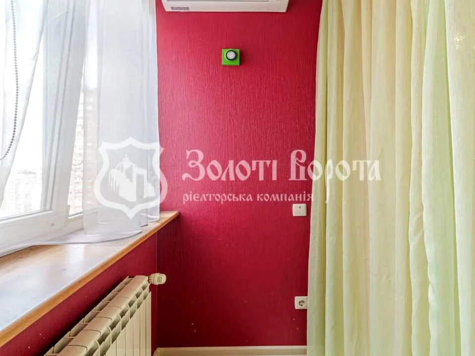 Apartment. Anna Akhmatova Street, Kyiv