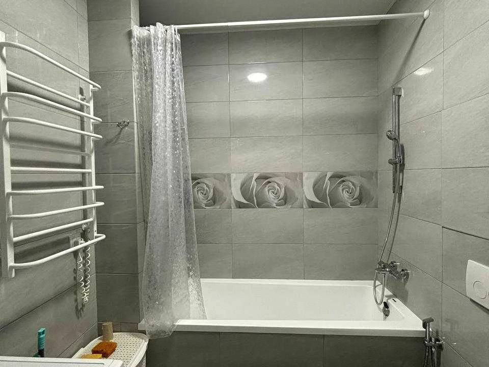 Apartment. Berezova st., Kyiv