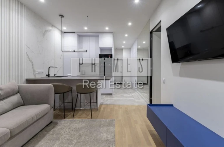 Rent 2-bedroom apartment on the 5th floor in Novopecerski Lipki, Pecersky district
