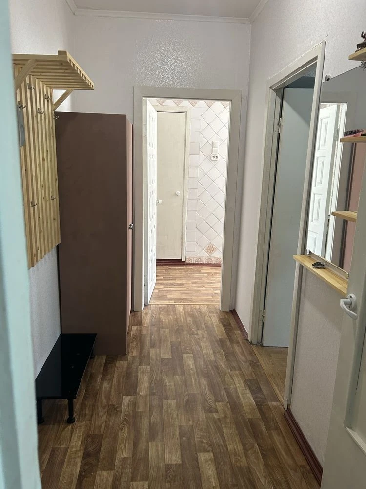 Здам 2-кім. квартира біля метро Героїв Дніпра.