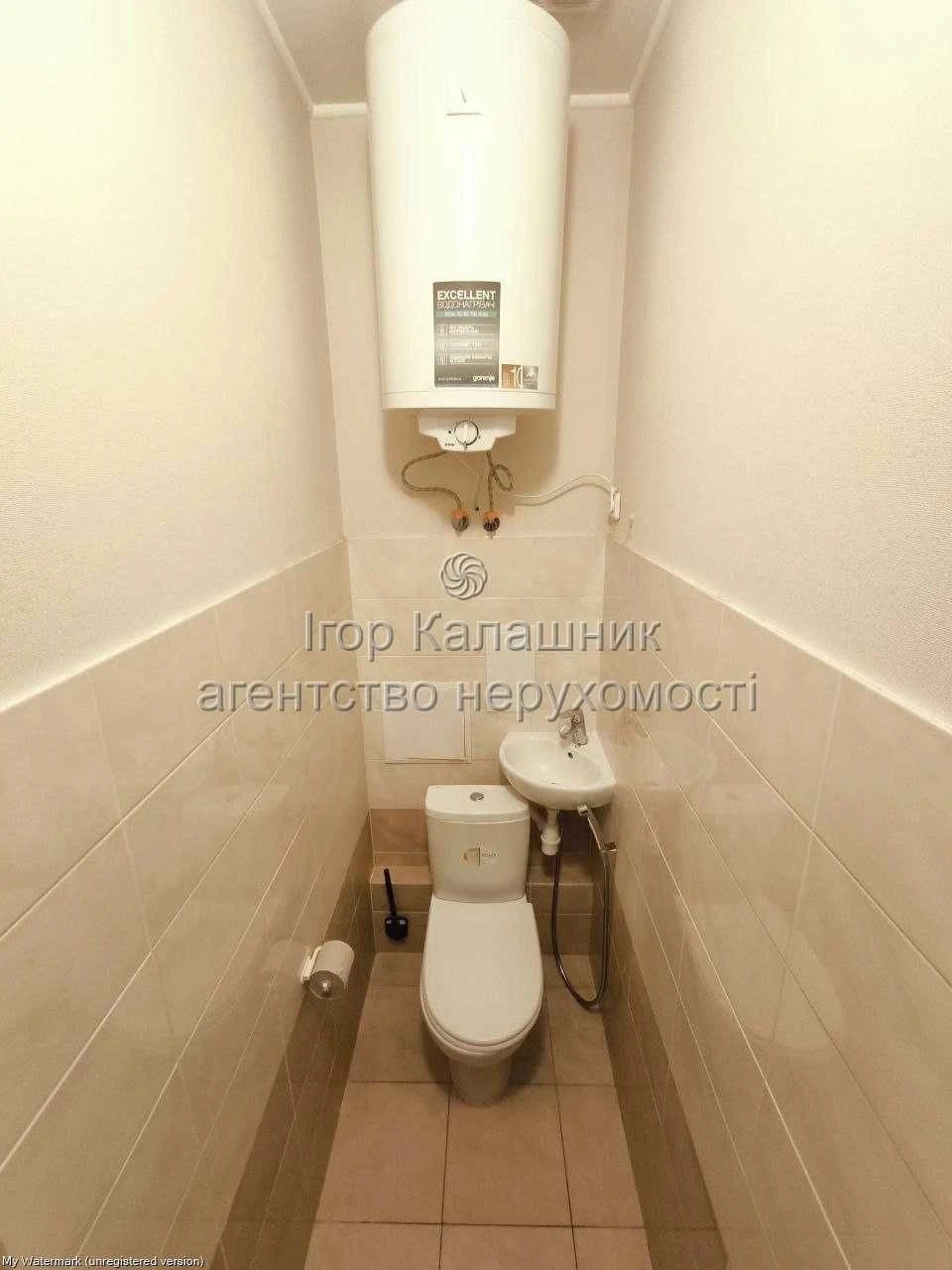 Здається 2-кімнатна квартира. Є ГАЗ, вул. Івана Світличного,