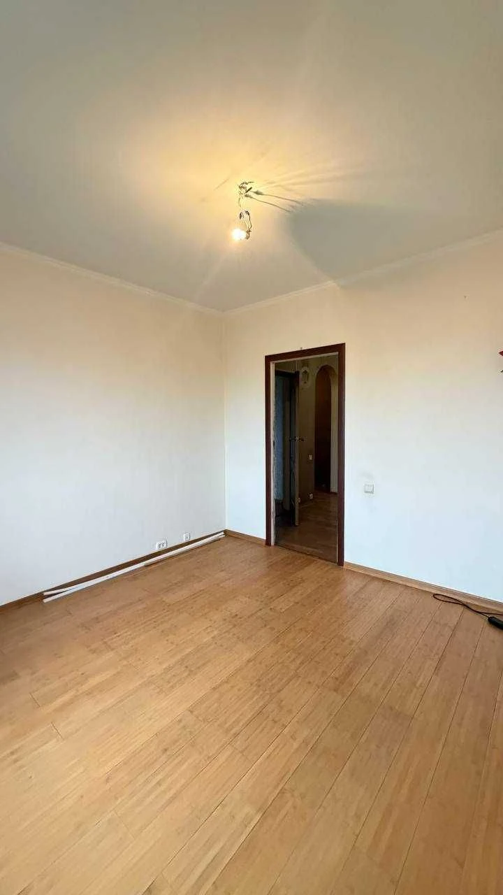 Sale of a 3-room apartment, street Efremova, 19. Metro Akadem