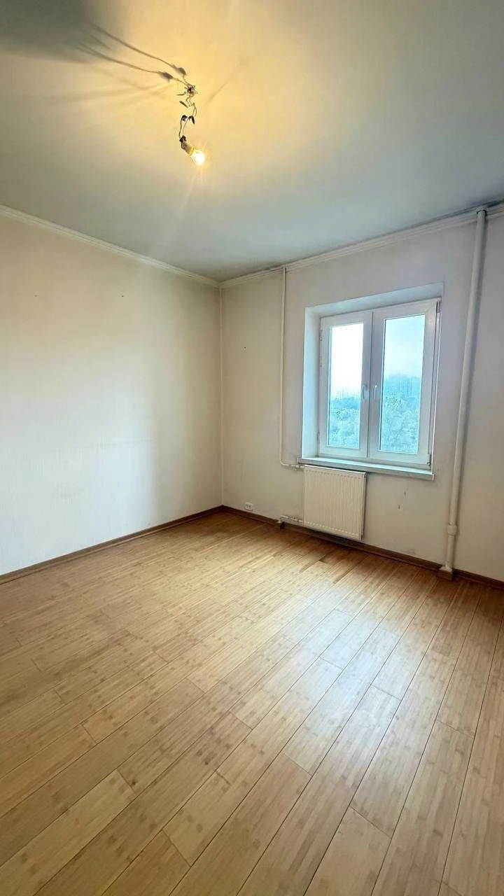 Sale of a 3-room apartment, street Efremova, 19. Metro Akadem
