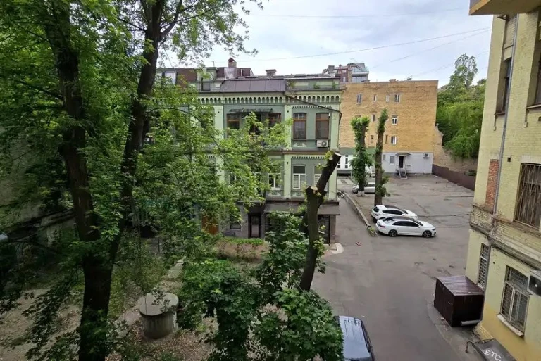 Большая Васильковская 42, продажа 3-комнатной квартиры в историческом