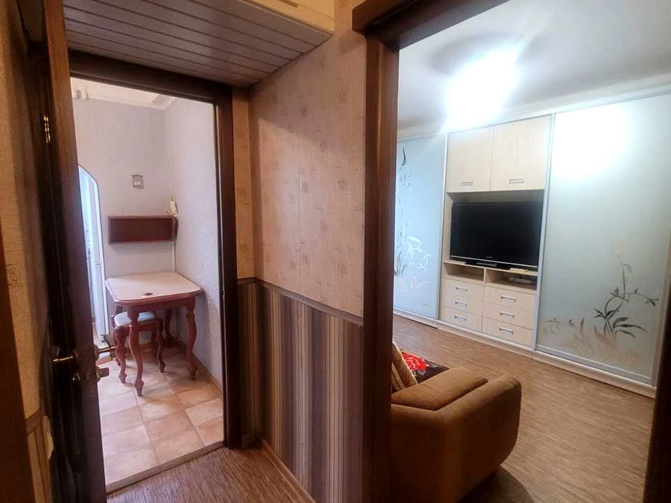 Apartment. Levka Lukyanenka Street, Minsk, Kyiv.