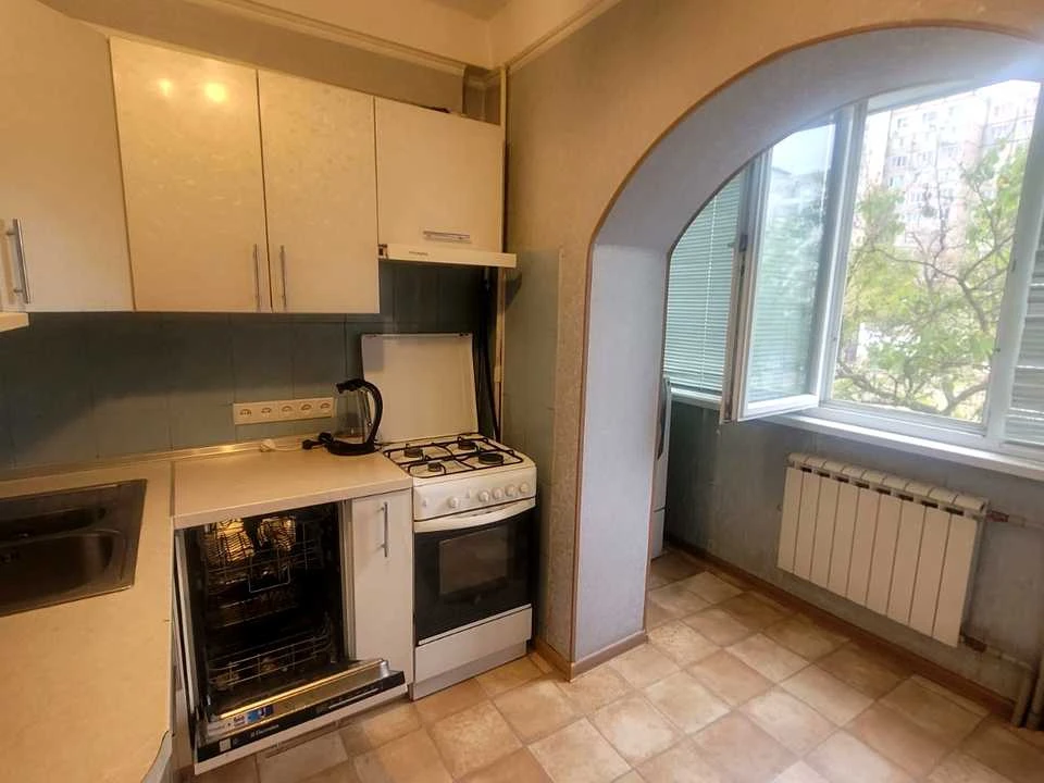 Apartment. Levka Lukyanenka Street, Minsk, Kyiv.
