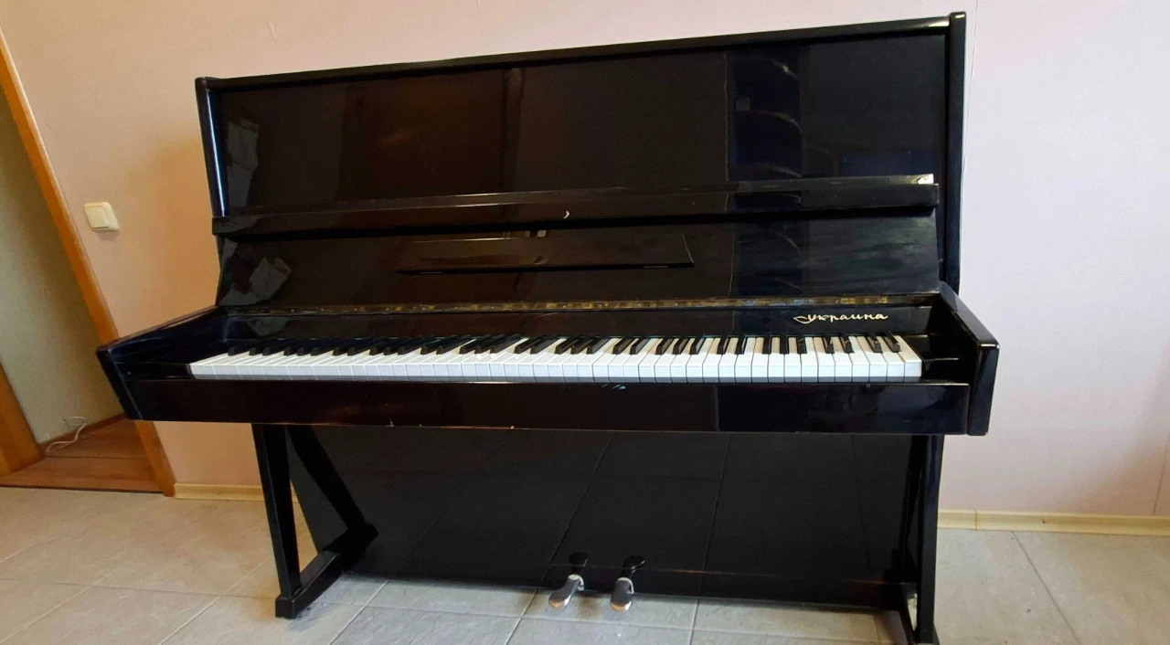 Sale of a 2-bedroom apartment 49 sq m, European Street, m. Naukova
