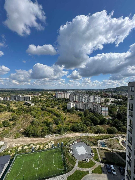 Продаж 2-к квартири у ЖК Щасливий вул Бігова 17