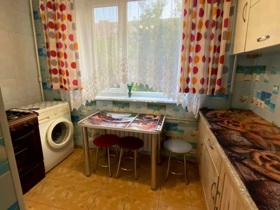 Apartment. Kharkiv, Aerocosmic Street.