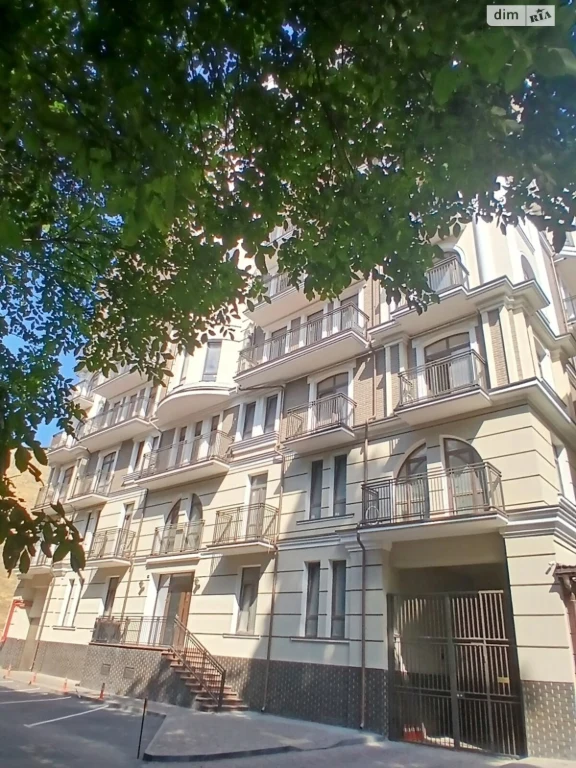 Продажа квартир Приморский.