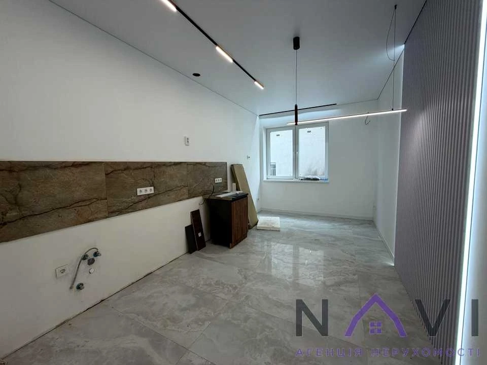 Apartment. Uzhhorod, Sobranetska St.